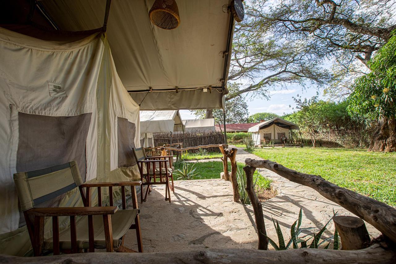 Bed and Breakfast Kara-Tunga Safari Camp à Moroto Extérieur photo